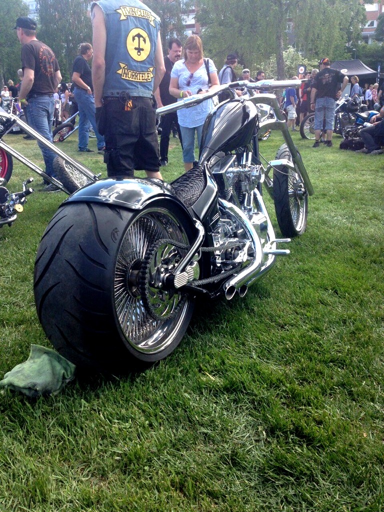 SWEDISH STYLE TWINCAM CHOPPER